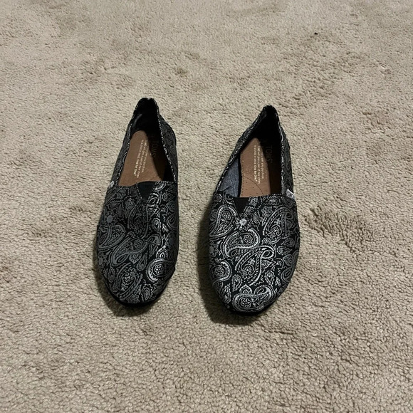Toms Shoes - NWOT TOMS